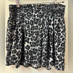 Gap black and grey print skirt